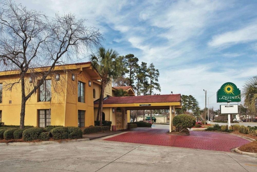 La Quinta Inn & Suites by Wyndham Savannah Midtown Image 20